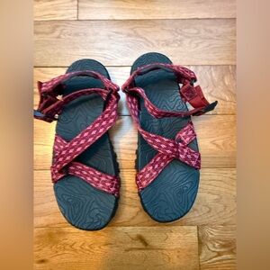 The North Face Reventaza Strap Hiking Sandals NWOT